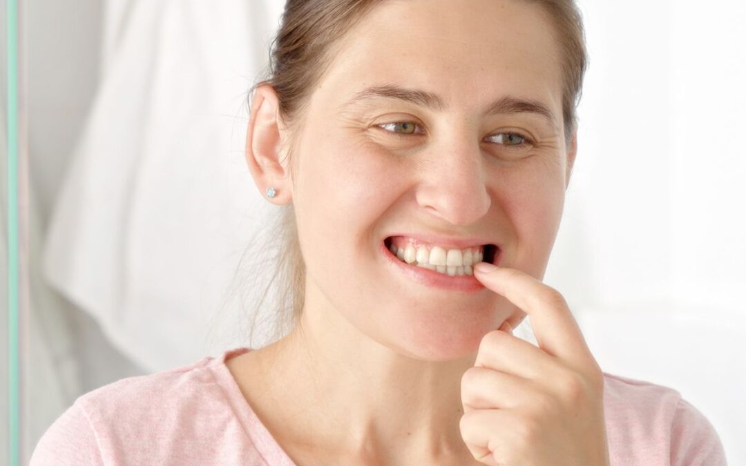Why Do Your Lower Front Teeth Keep Getting Plaque And How Do You Stop It?